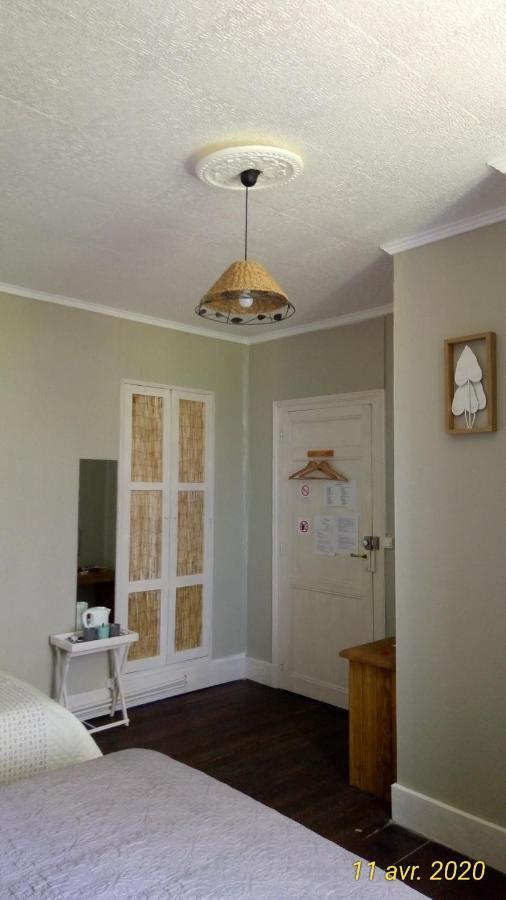 Montplaisir Bed and Breakfast Montendre Buitenkant foto