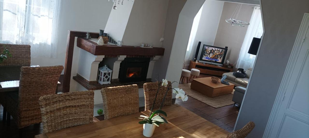 Montplaisir Bed and Breakfast Montendre Buitenkant foto