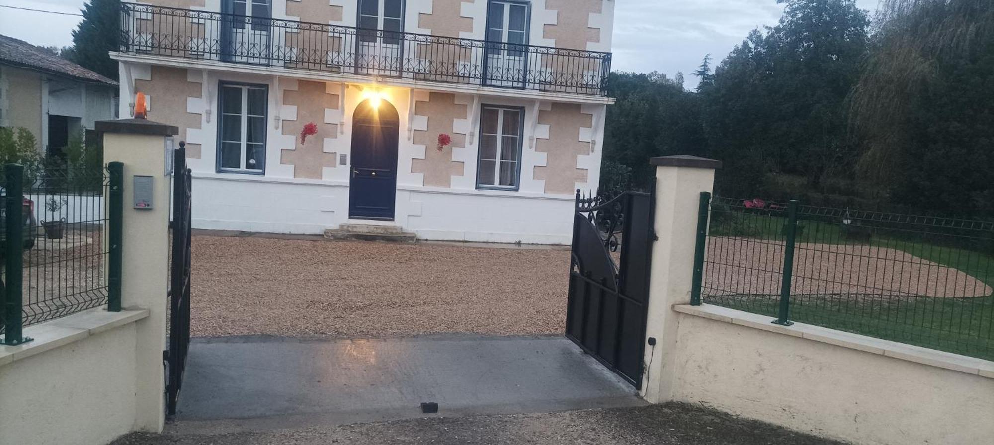 Montplaisir Bed and Breakfast Montendre Buitenkant foto