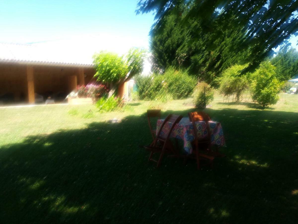 Montplaisir Bed and Breakfast Montendre Buitenkant foto