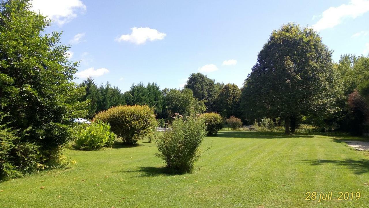 Montplaisir Bed and Breakfast Montendre Buitenkant foto